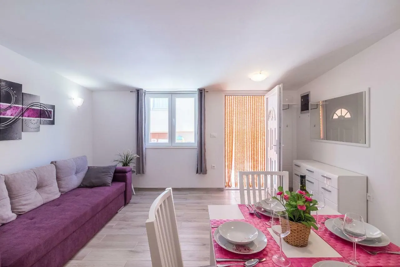 Apartment Taja Ližnjan Kroatien